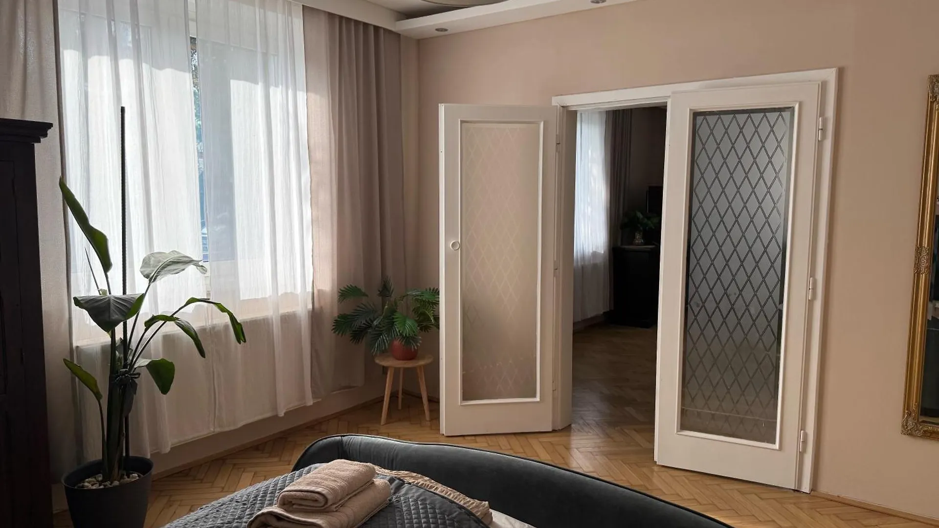 Bright Apartment With Parking Near Schoenbrunn Vídeň 0*,  Rakousko