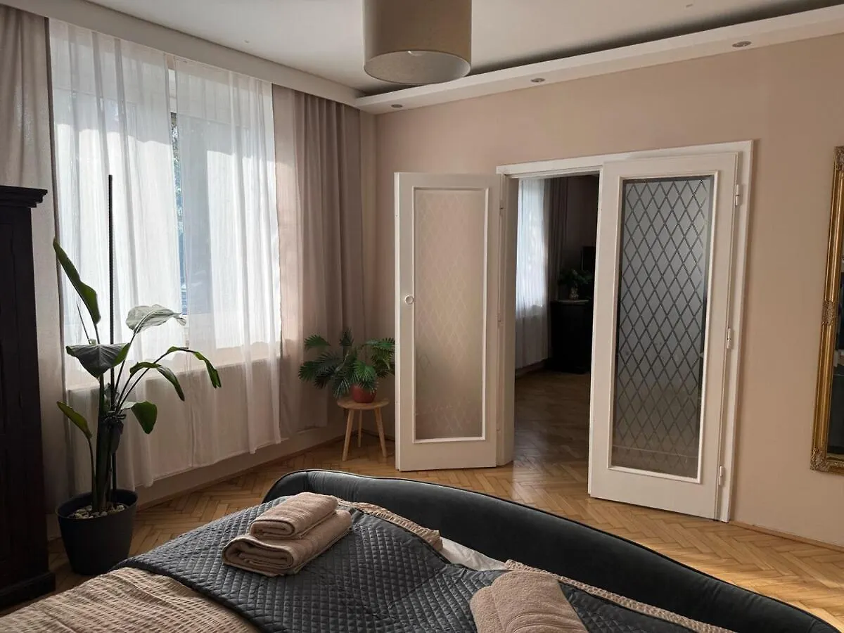 Bright Apartment With Parking Near Schoenbrunn Vienna 0*,